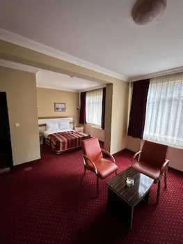 Mina 1 Hotel