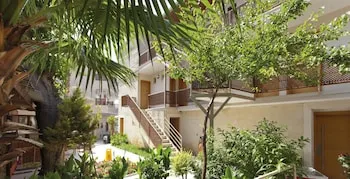 Yalı Hotel