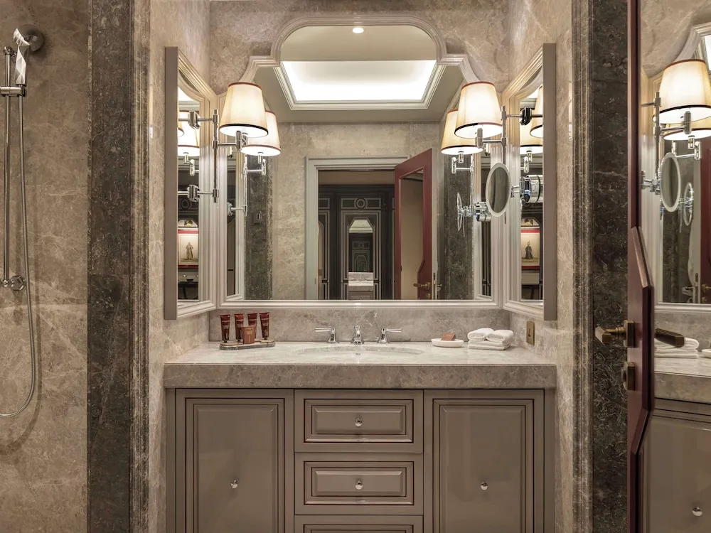 Grand Deluxe Ciragan Bosphorus View Twin Room