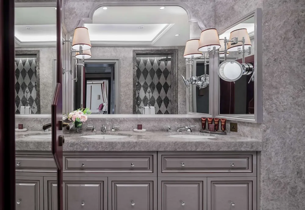 Deluxe Garden Suite