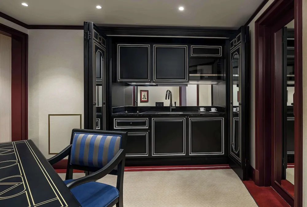 Deluxe Garden Suite
