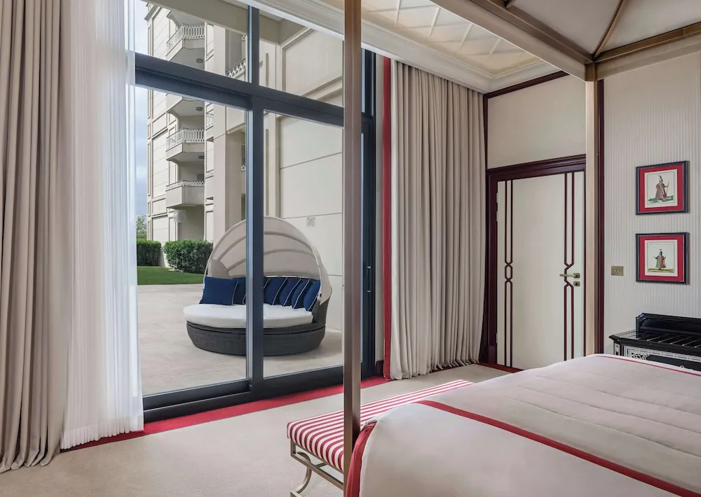 Deluxe Garden Suite