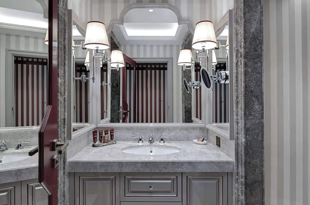 One Bedroom Suite