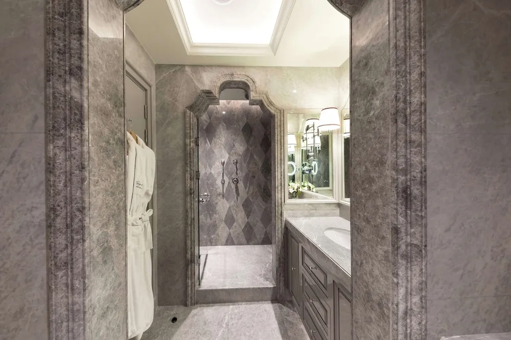 One Bedroom Suite