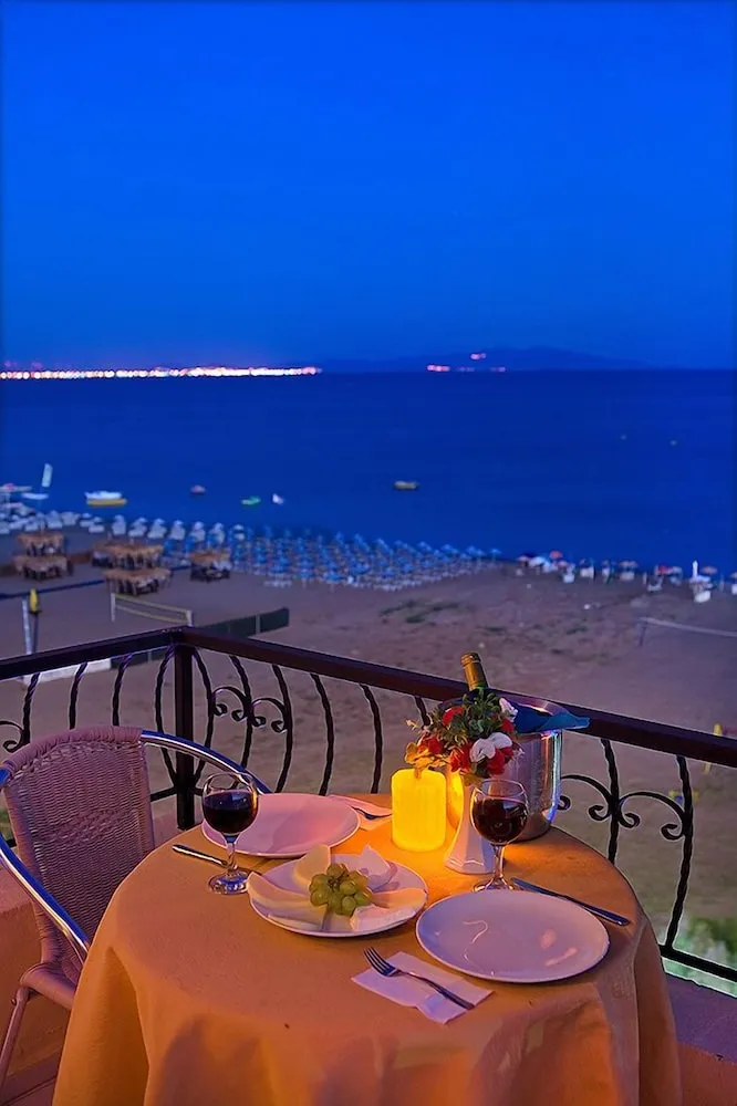 Palmera Suit Sea View