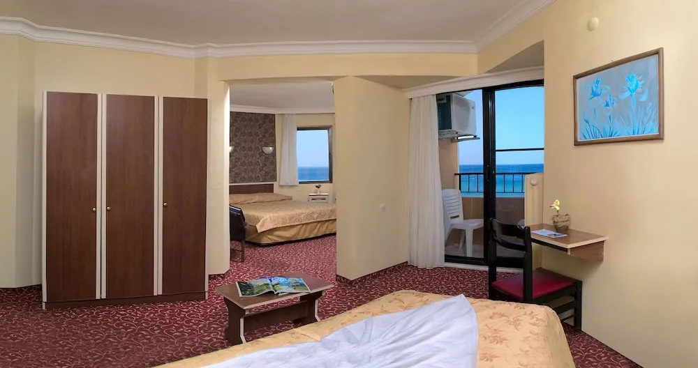 Palmera Suit Sea View