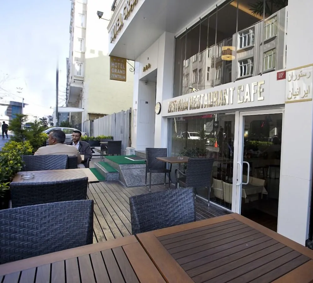 Tek Büyük Yataklı Oda, 1 Çift Kişilik Yatak