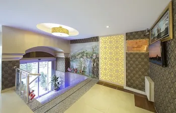 GRAND ZENTRUM HOTEL CAFE RESTAURANT - Taksim Square