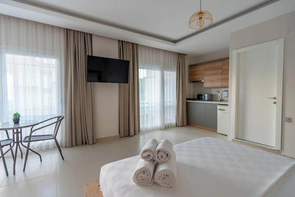 Basic Apart Daire, Deniz Manzaralı