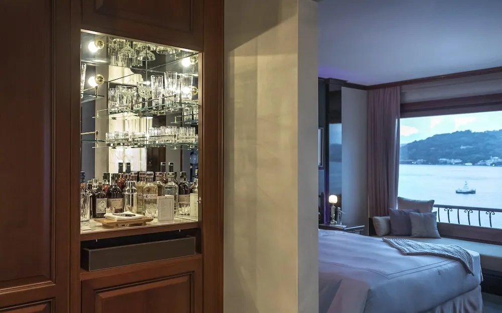 Çatı Katı Süiti (Penthouse), Deniz Manzaralı