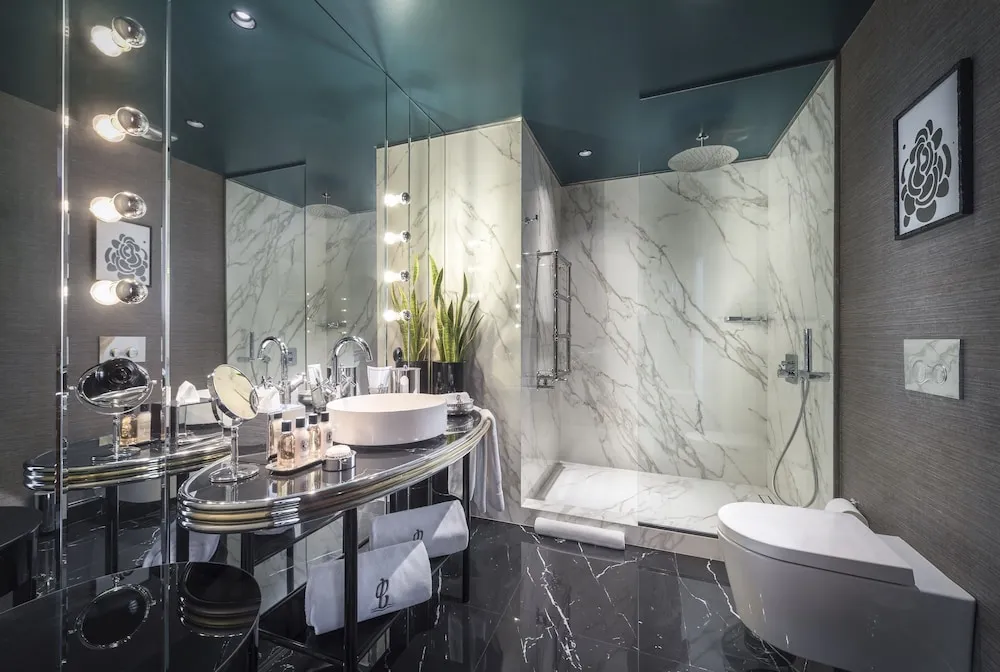 Çatı Katı Süiti (Penthouse), Deniz Manzaralı
