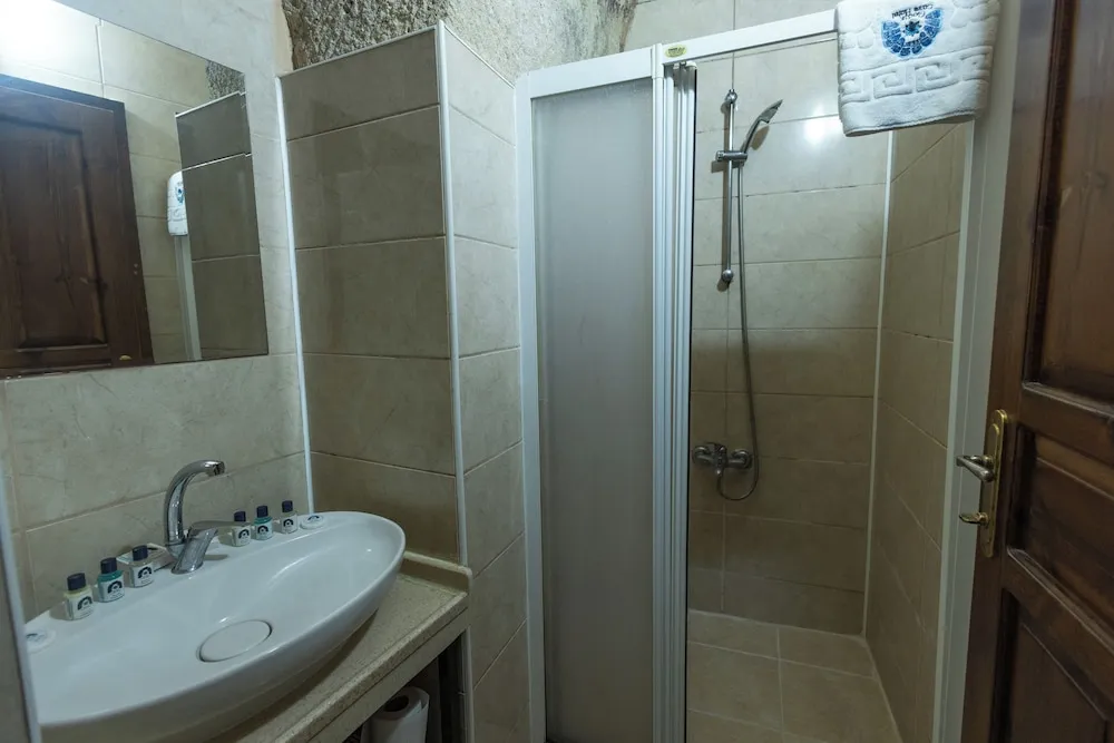 Economy Tek Büyük Yataklı Oda