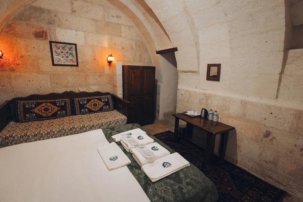 Comfort Tek Büyük Yataklı Oda