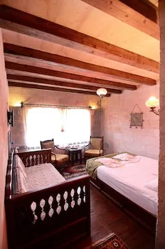 Gedik Cave Hotel