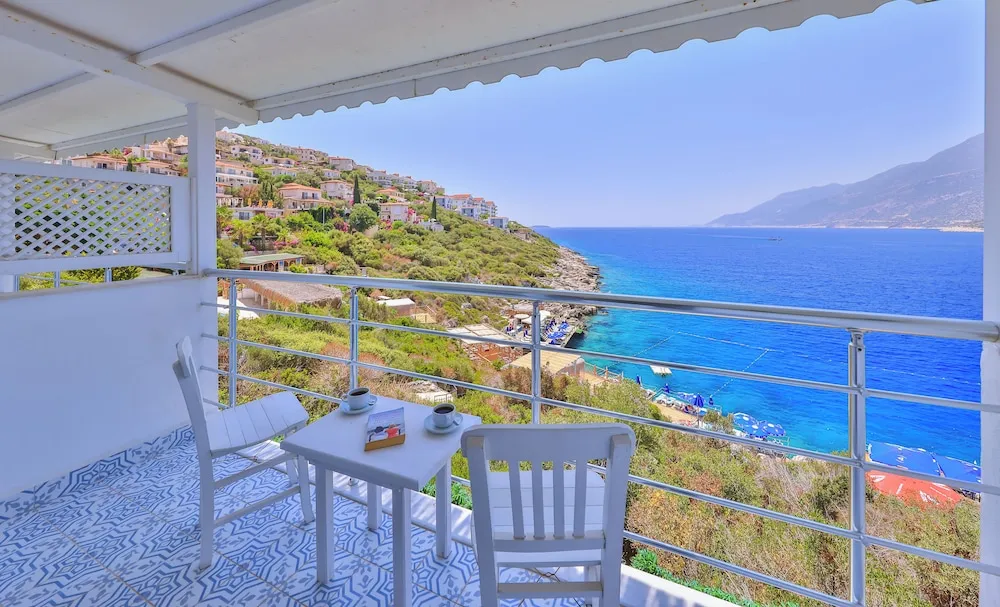 Deluxe Oda, Balkon, Deniz Manzaralı