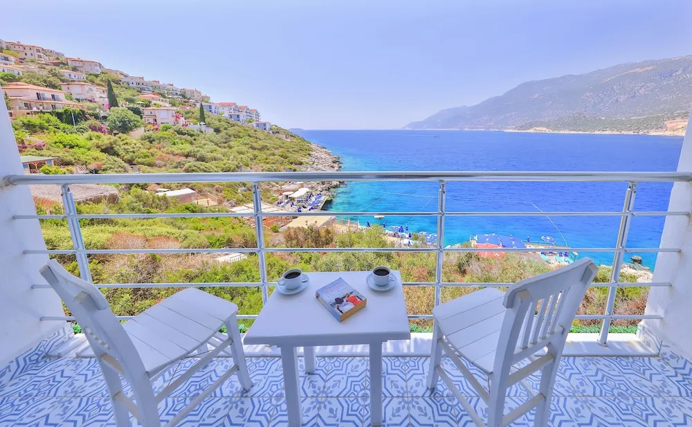 Deluxe Oda, Balkon, Deniz Manzaralı