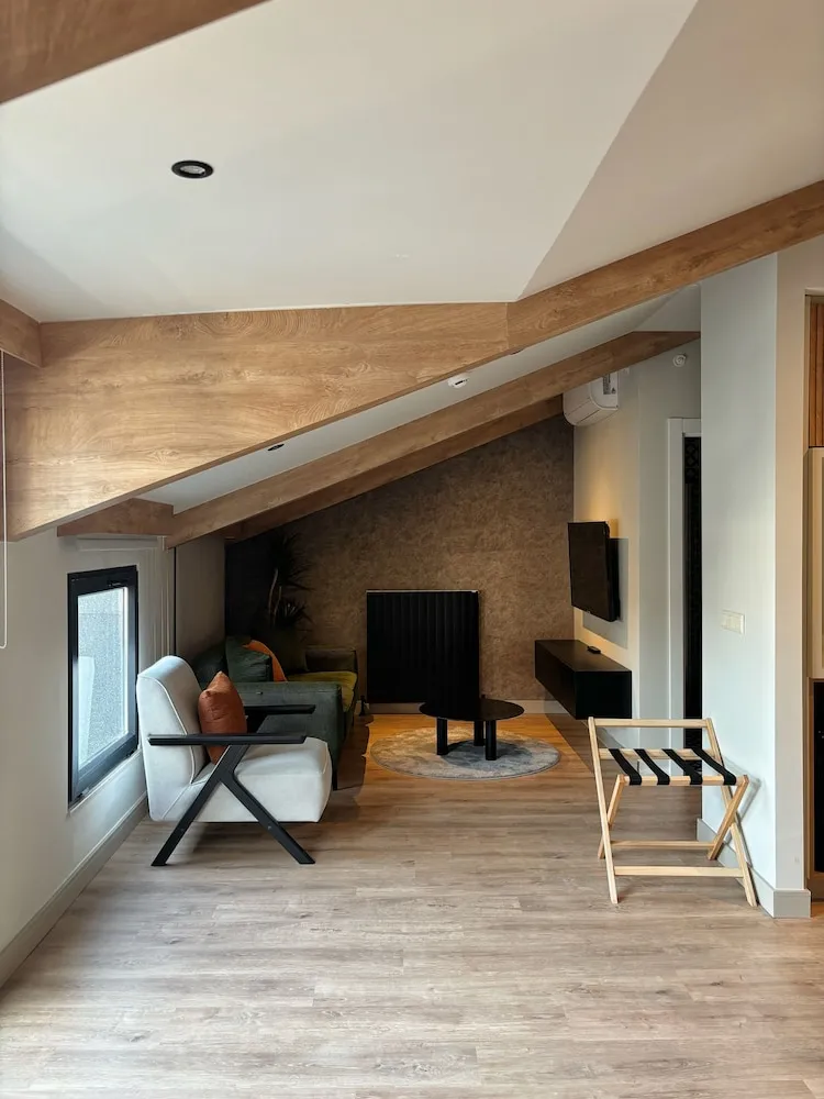 King Suite with Sea View