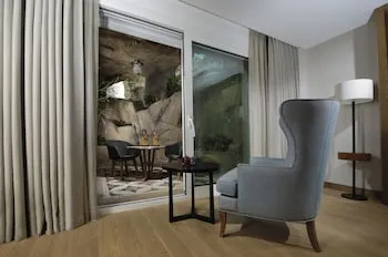 Regnum Escana Boutique Hotel