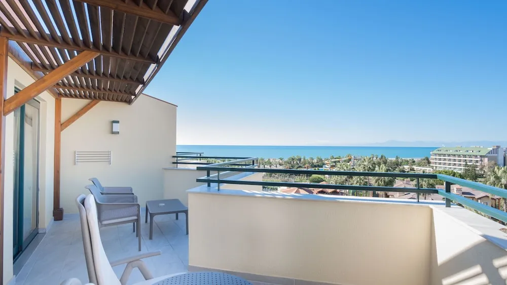 Suite Room with Sea View