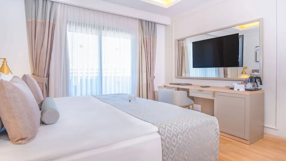 Suite Room with Sea View