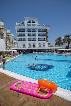 Palm World Resort & Spa Side - Her Şey Dâhil