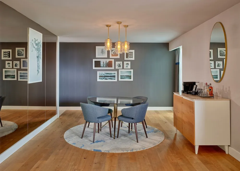 Grand Designer Suite 2 Adult + 2 Children