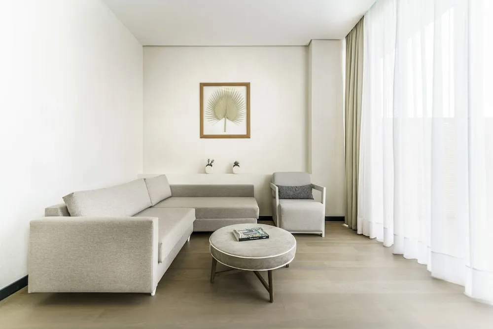 Junior Suite Partial Sea View with Pool