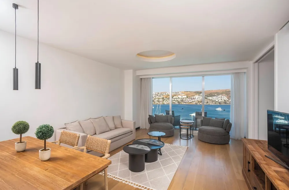 Grand Süit, 1 En Büyük (King) Boy Yatak, Deniz Manzaralı