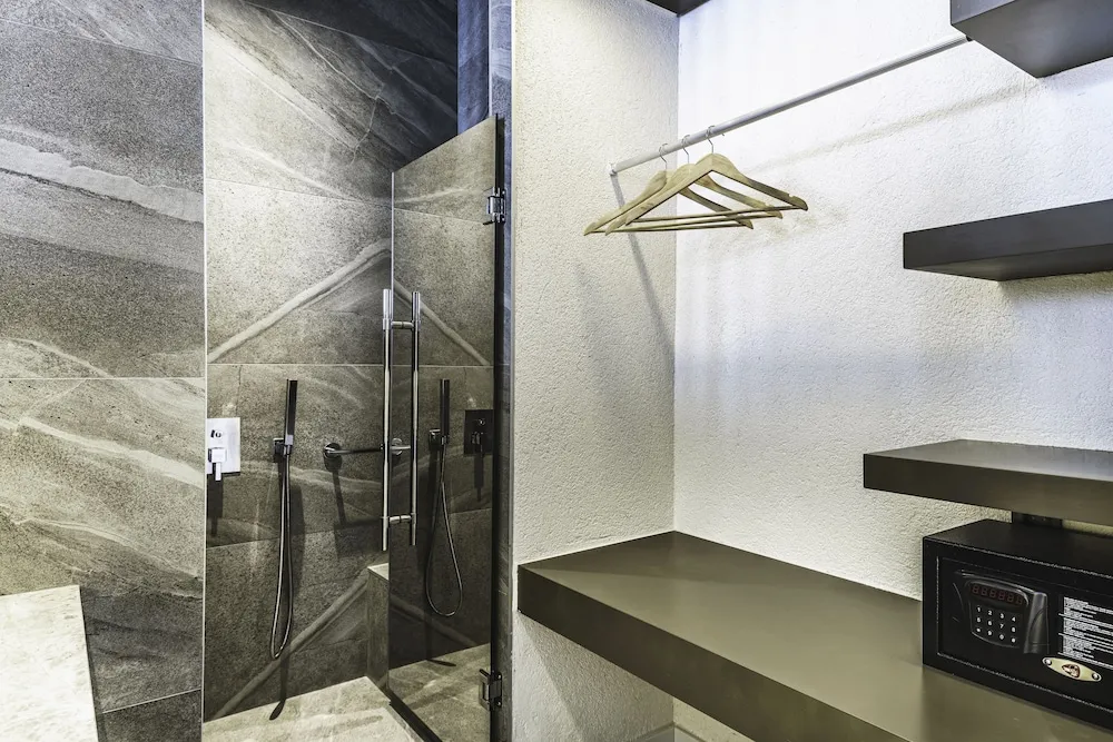 Deluxe Sea View Room with Balcony