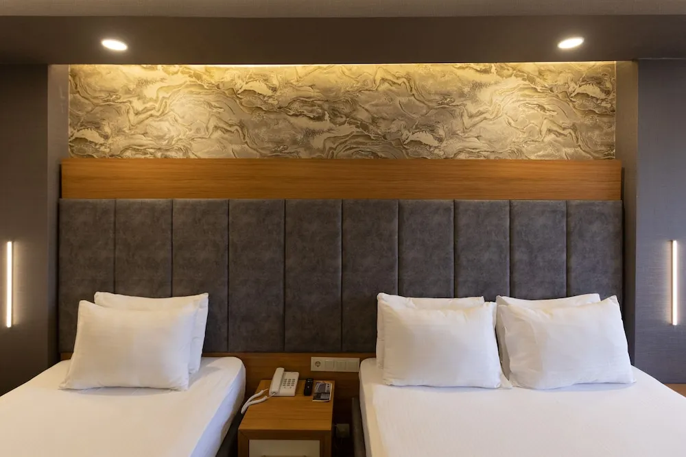 Standard Üç Kişilik Oda