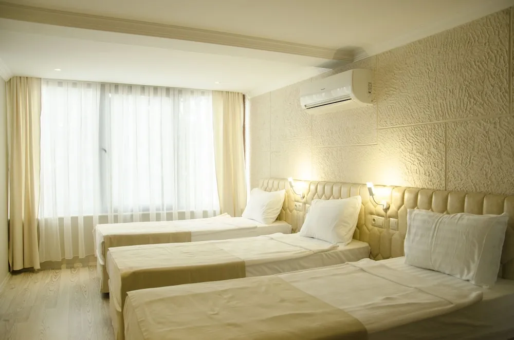 Standard Üç Kişilik Oda