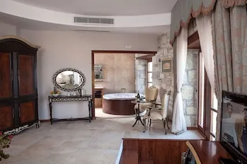 La Petra Hotel - Special Class