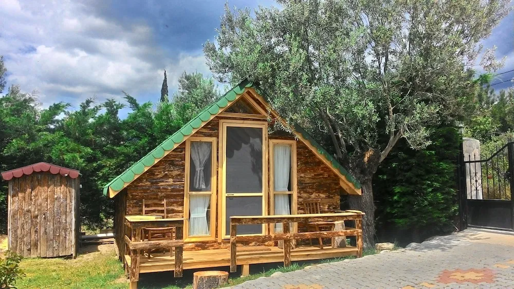 Standard Bungalov, 1 Çift Kişilik Yatak, Dağ Manzaralı, Bahçeli
