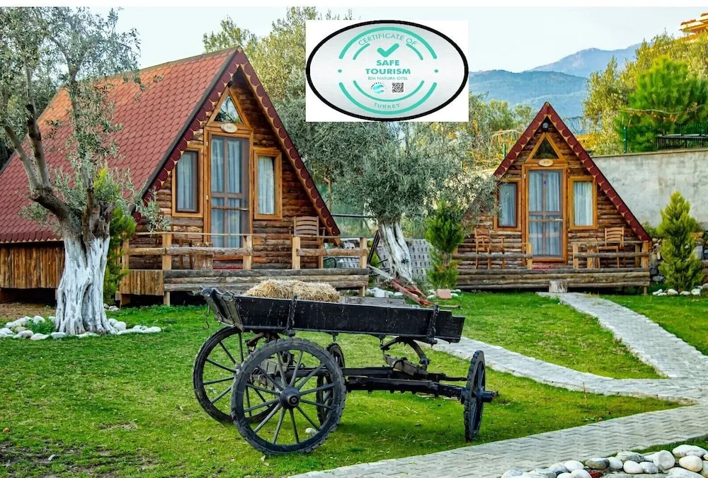 Standard Bungalov, 1 Çift Kişilik Yatak, Dağ Manzaralı, Bahçeli