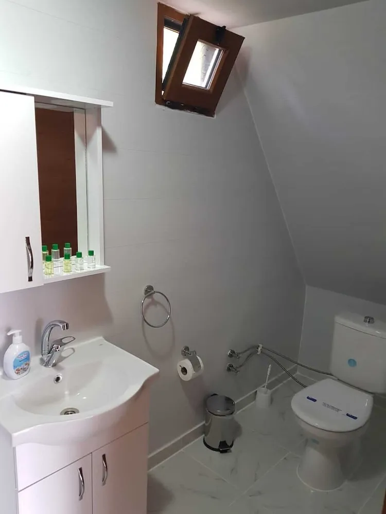 Standard Bungalov, 1 Çift Kişilik Yatak, Dağ Manzaralı, Bahçeli