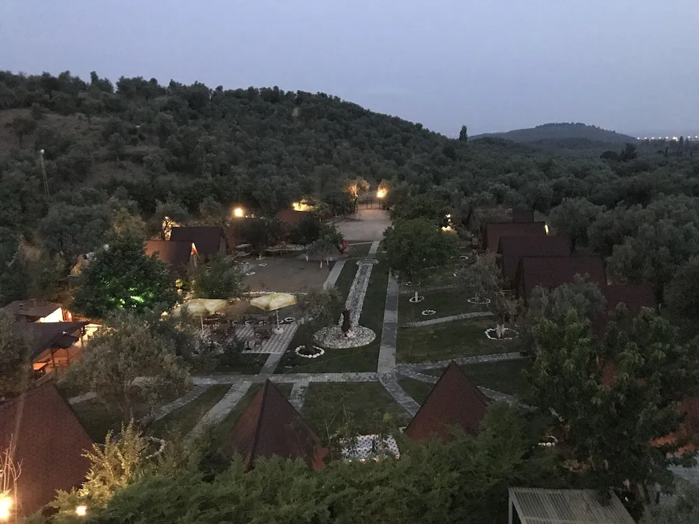 Standard Bungalov, 1 Çift Kişilik Yatak, Dağ Manzaralı, Bahçeli
