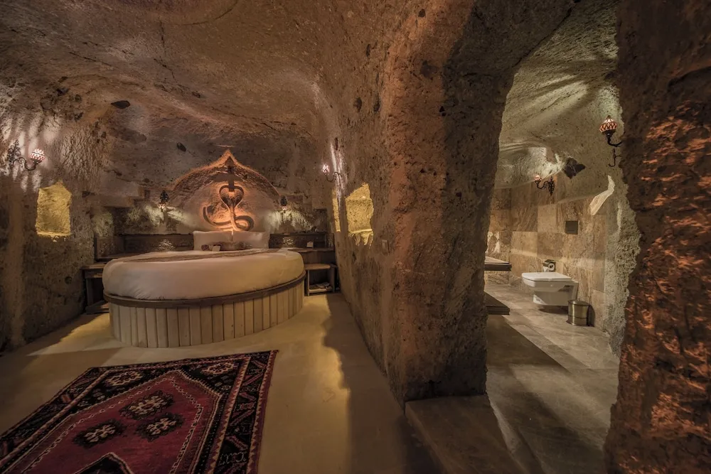 Premium Cave Room