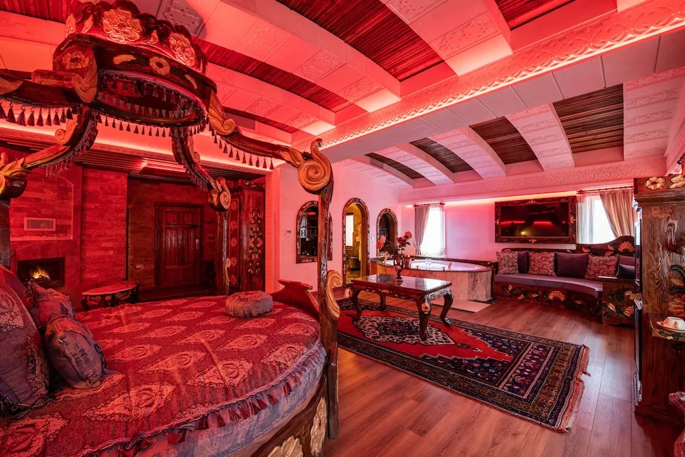 Queen Suite