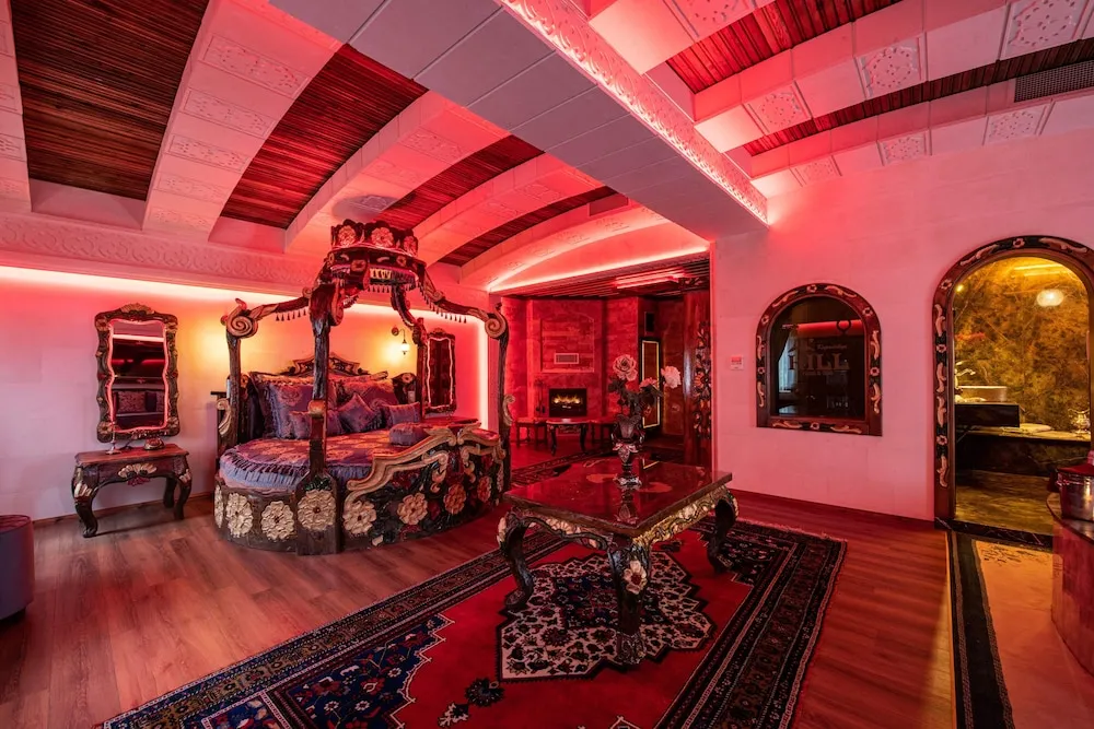 Queen Suite