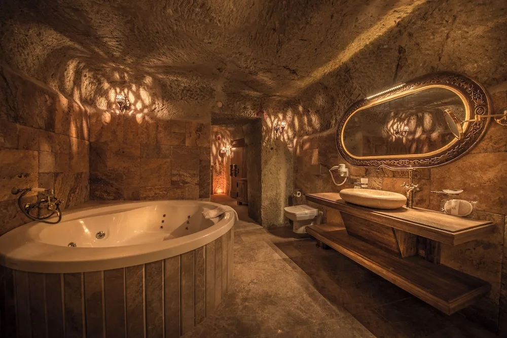 Premium Cave Suite