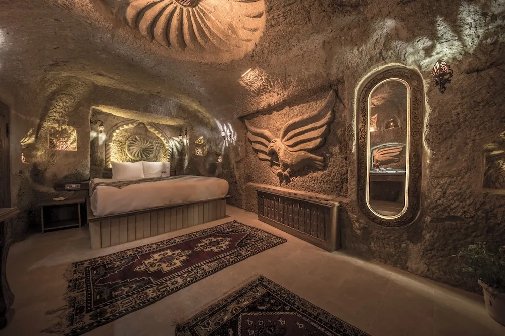 Premium Cave Suite