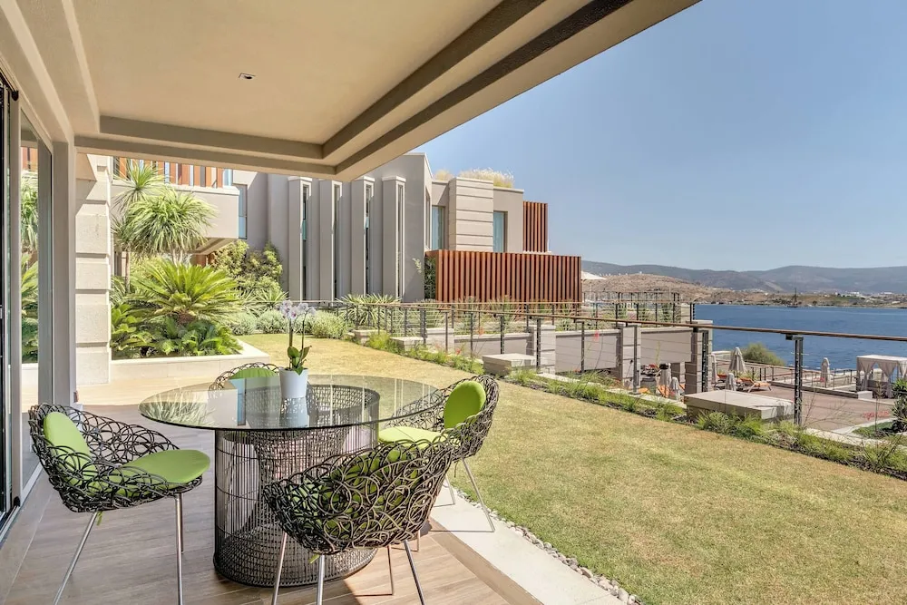 Süit, 1 Çift Kişilik Yatak, Balkon, Deniz Manzaralı