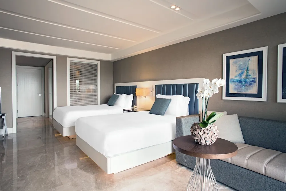 Deluxe İki Ayrı Yataklı Oda, 2 Büyük (Queen) Boy Yatak, Balkon, Deniz Manzaralı