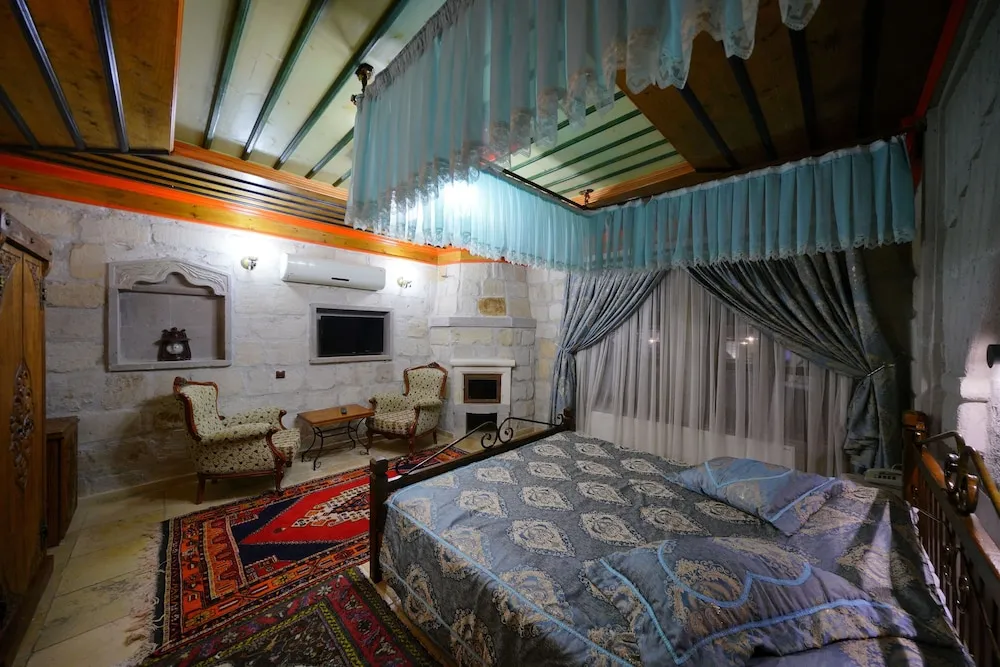 Romantik Oda Üst Katta