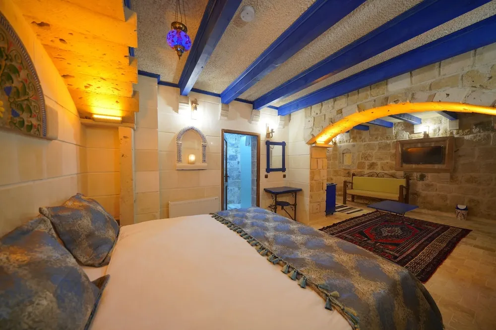 Deluxe Üç Kişilik Oda