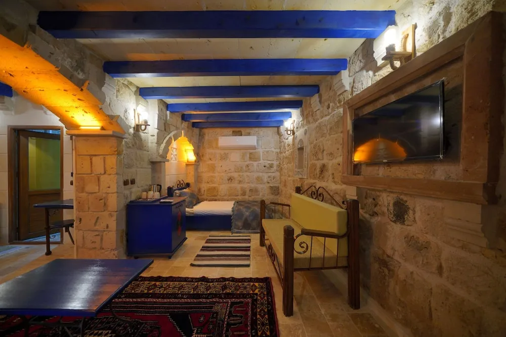 Deluxe Üç Kişilik Oda