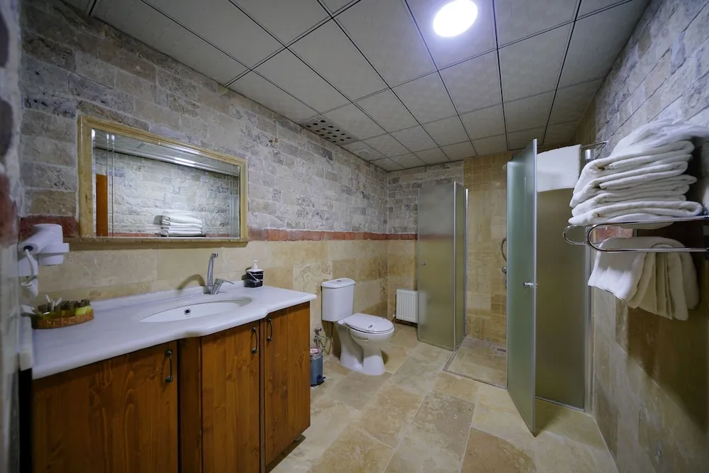 Aile Odası (Avlu Manzaralı, Taş Oda)