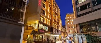 Ramada by Wyndham İstanbul Pera