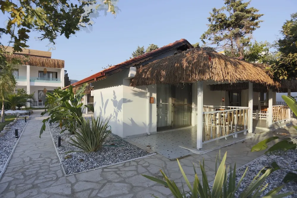 Standard Bungalov, Avlu Manzaralı