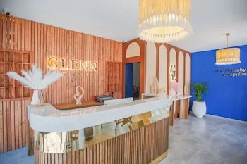 Glenn Hotel & Beach